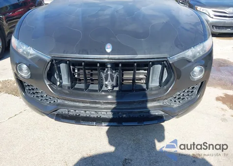 2017 Maserati Levante z USA, uszkodzony, nr VIN ZN661XUS3HX226921